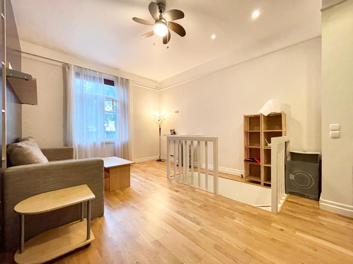 탈린 Cosy Studio In Historical Building. City Center 아파트 외부 사진