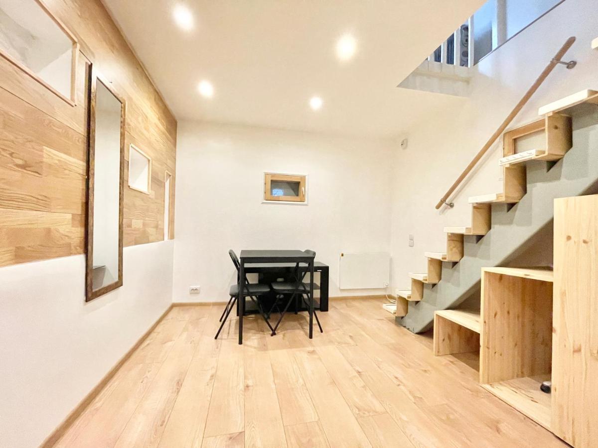 탈린 Cosy Studio In Historical Building. City Center 아파트 외부 사진